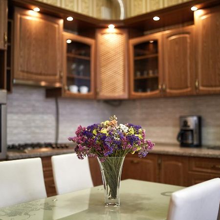 Lviv Apartment Экстерьер фото